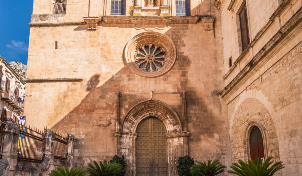 Facciata della Chiesa del Carmone, Modica