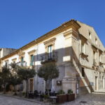 Palazzo Veneziano Sgarlata visto da fuori