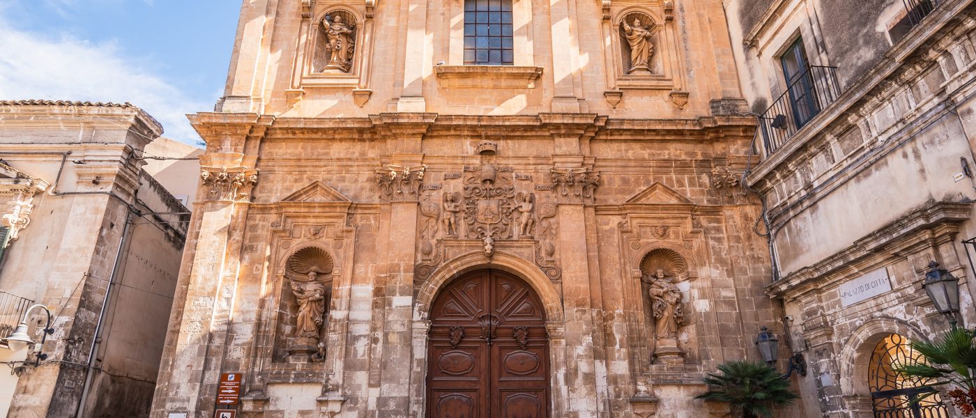 Facciata della chiesa