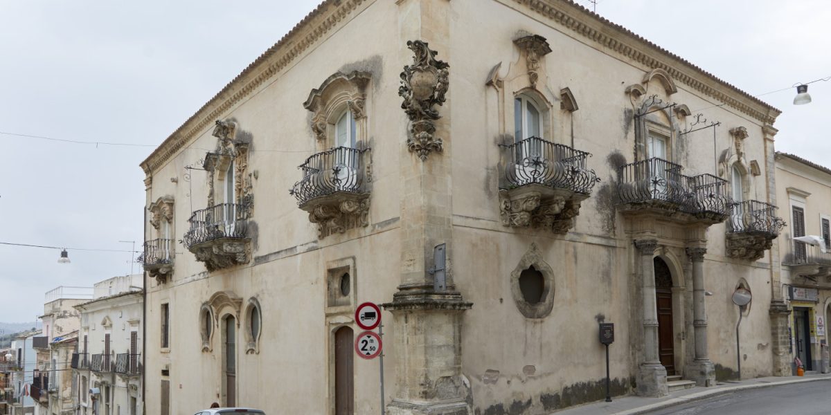 Il palazzo nel suo insieme